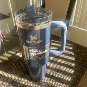 40 oz stanley tumbler with handle